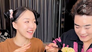 #椰蓉紫薯面包 彬彬以为稳操胜券，谁知……#夫妻干饭日常#美拉德风 #赏味中秋好礼 #这届中秋月饼有点东西