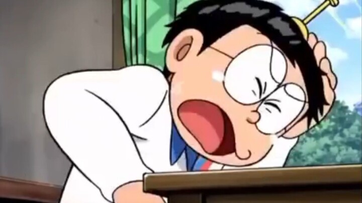 nobita nangis kesakitan