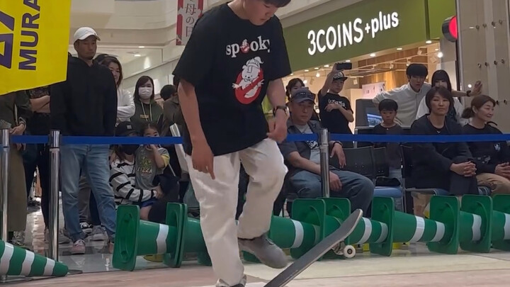 Did this freestyler eat a Dove chocolate bar?