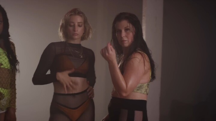 Go Down Deh Dance Video, Spice, Sean Paul Shaggy