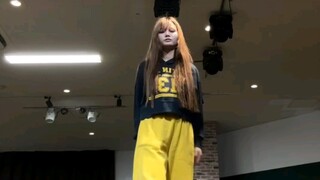 【Konon Nishimura Heartwarming】Who is the double fan! Yellow Heartwarming danced to TREASURE's bomb