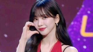 红裙小妈范溢出屏幕！【aespa】SBS歌谣大战红毯！