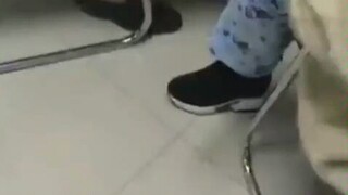 مريضة من الشمال الشرقي مقابل طبيب من الشمال الشرقي، أريد حقًا أن أموت من الضحك