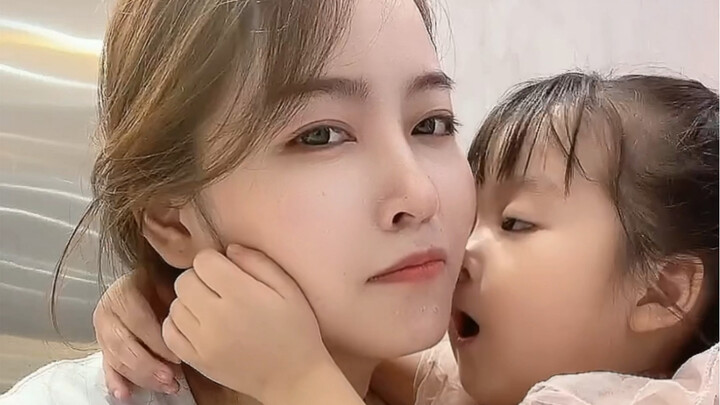 ช่วยฉันด้วย! ฉันถูกบังคับ!!