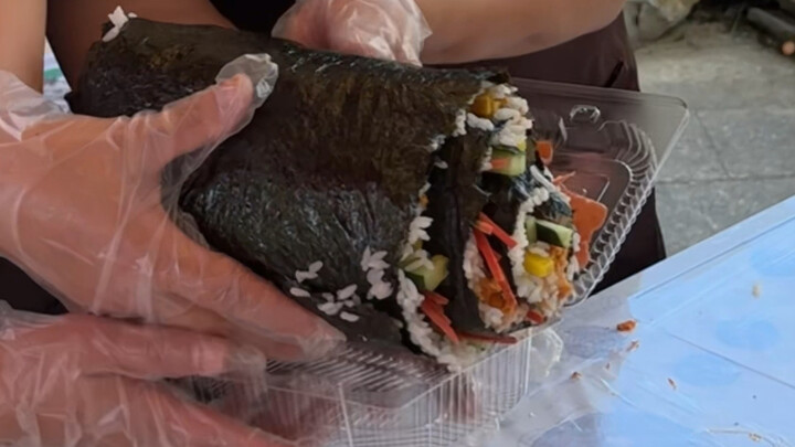 Berpura-pura menjadi blogger toko