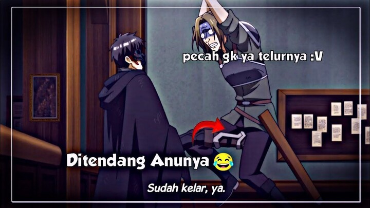 Ketika barang lu mau direbut, langsug berantem, Btw sakit gk bang ditendang  }