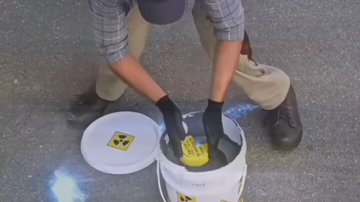 "السيزيوم 137 قادر على اختراق الحمض النووي الخاص بي، لكنه لا يستطيع اختراق شجاعتي وإرادتي."