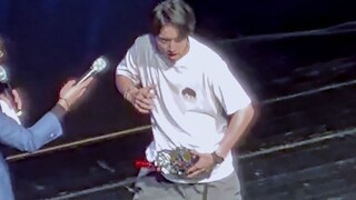 万丈龙我3次变身！【赤楚卫二深圳见面会】