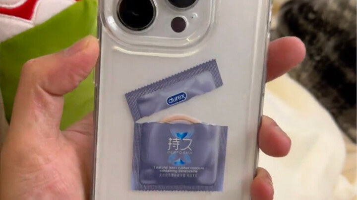 Tag someone you think can pull off this phone case.