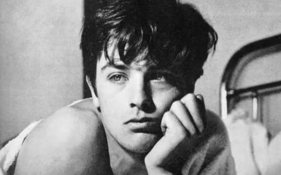 【ความงามและความเจริญรุ่งเรือง】【Alain Delon】ผู้ชายที่*หน้านักแสดงชาวฝรั่งเศส