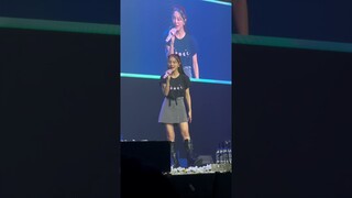 Kim Sejeong sings IOI’s “Hold On” during Encore | The Door in Manila 231001 #kimsejeong