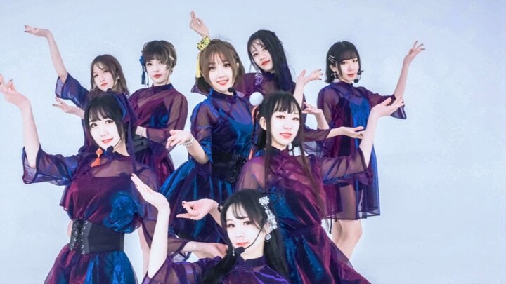 [Bài nộp đầu tiên] ❤Quá khứ❤ Nhóm nhạc nữ gồm tám thành viên hát cover vũ đạo của: Không gian quảng 