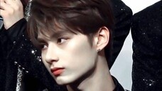 มักเน่เดบิวต์ตั้งแต่เกิด แต่เขาก็ยังเป็นคนที่เก่งที่สุด