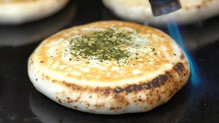 Cheese Hotteok () / Korean Street Food / Jeonju hanok Village Jeonju korea