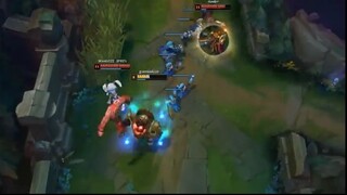 Cứ chạy lại bắn rồi chạy tiếp #funny # leaugeoflegends #lol #FunnyLOLChannel