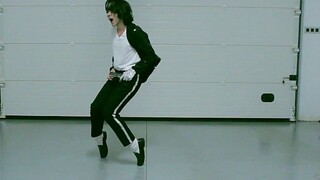 [Đăng lại] Nghệ sĩ nước ngoài trình diễn Billie Jean (Alex Blanco) của Michael Jackson