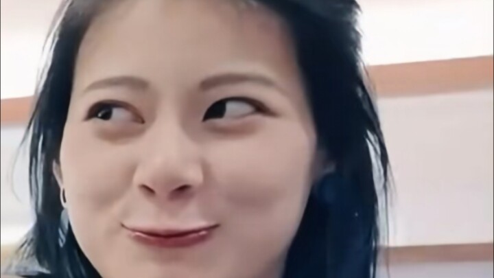 Laughing to death! Brothers and sisters are all idealists, they just do what makes them happy