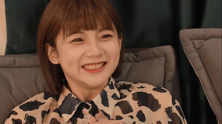 The neighbor girl is so beautiful, but why does her house always smell?