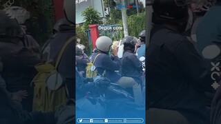 Depok Core! Viral Seorang Pria Sikat Gigi di  Perjalanan saat Dibonceng Naik Motor