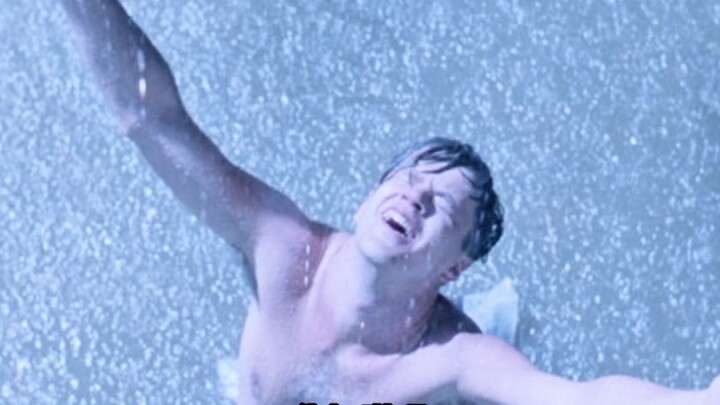 خلاص شوشنك: المشهد الشهير لفتح الذراعين تحت المطر تم تعديله بشكل مرتجل وكاد يودي بحياة البطل!