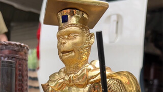 东北的地摊！有点农副应该很正常..