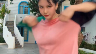 Aku tidak akan ketahuan tukang kunci, kan?