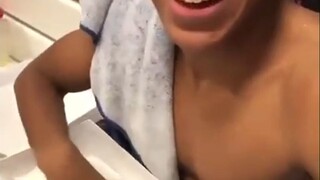 ممبابي: لماذا أشعر وكأنني أنا الهدية؟