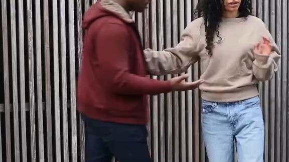 pernah gak Lo merasa kayak di posisi ini kalau Lo merasa sama kayak di posisi ini emang sakit bangLo