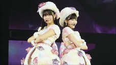 AKB48 in TOKYO DOME ~1830m no Yume~ | 5. Avocado Janeshi (Sashihara Rino, Watanabe Mayu)