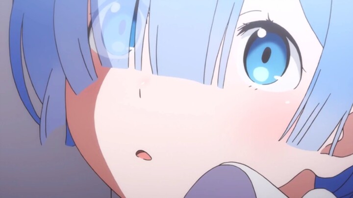 Có lẽ nếu lúc đó cô nắm tay anh...