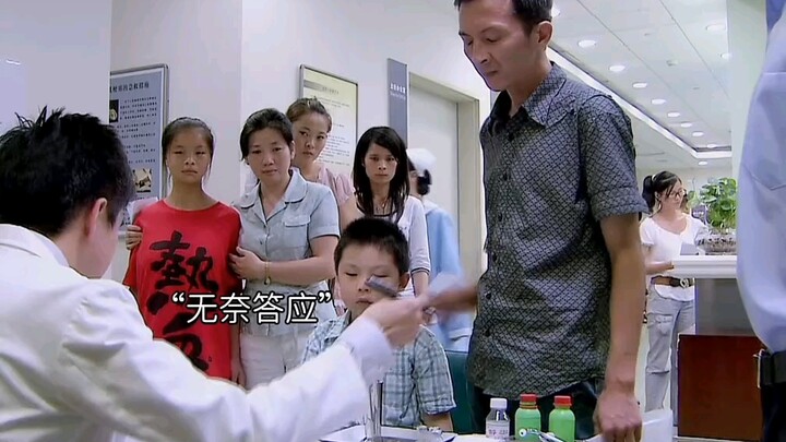 Child Hit by Car: Father Harasses the Driver and Causes a Scene at the Hospital #DivineScissorHands 