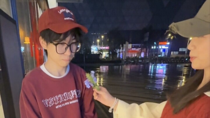 Em trai Wa bị điều tra đến ngơ ngác, hãy giúp em ấy tìm bố nhé