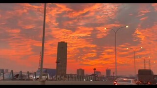 “喜欢看云的人，不止喜欢看云”