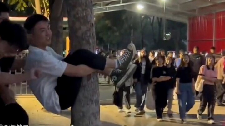 Now it's bad—immediately lost my school's dating advantage!