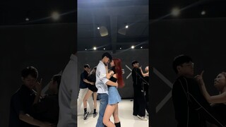 Hoy đừng nói nhìu làm chi 👉🏻👈🏻 🧠: Dajayyyy
