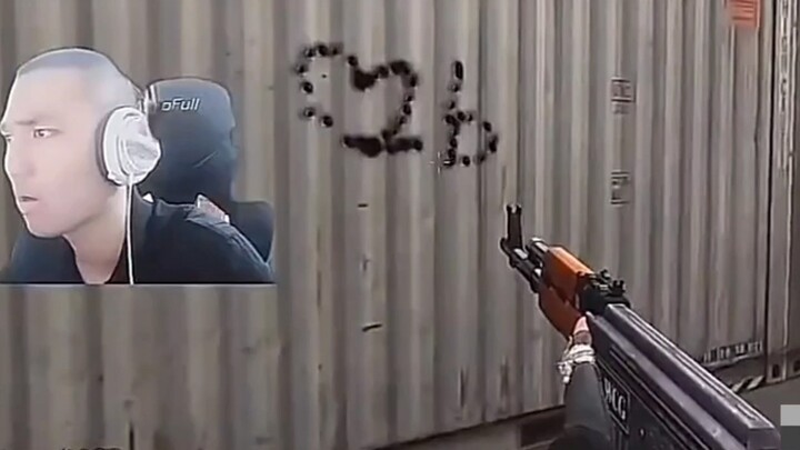 من الصعب تخيل كيف سيبدو الطرف الآخر وهو يضحك أمام الكمبيوتر