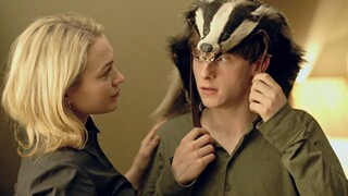 Strange! He Meets a Girl Who Exactly Looks Like a Copy of His Dead Mother!