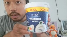 ASMR EATING SOUNDS - GREEK YOGHURT