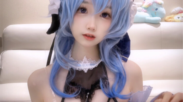 “Traveler, what are you looking at?”