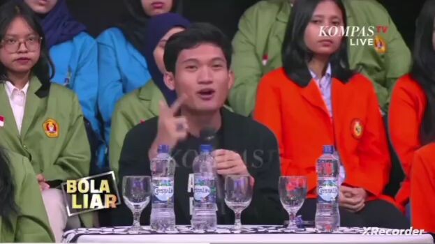 Momen ketika jubir MBG kena skakmat (480P_SD)(Bola Liar/Kompas TV/2026.06.07)