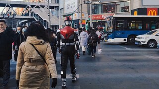 甲斗 皮套 出街篇1  点赞投币一键三连 哈哈哈哈，录的素材太多，一点一点来。后期出自己拍的特摄剧哦，点点关注，不迷路，点赞越多出的越快嘻嘻