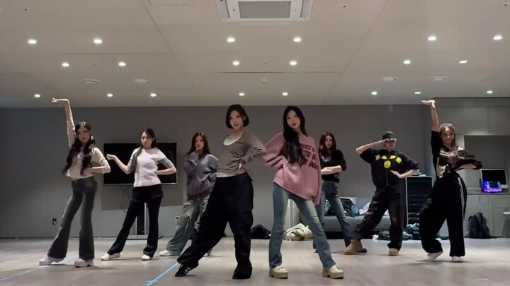 【4K بالصينية】Hearts2Hearts - اقول أمنيتك (Genie) | استوديو التمارين الرسمي