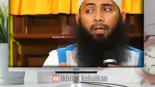 Ibunya di gendong ketika berhaji - Ustadz Kholid Basalamah