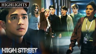 Sky is almost hit by a car while running after Z | High Street (w/ English subs)