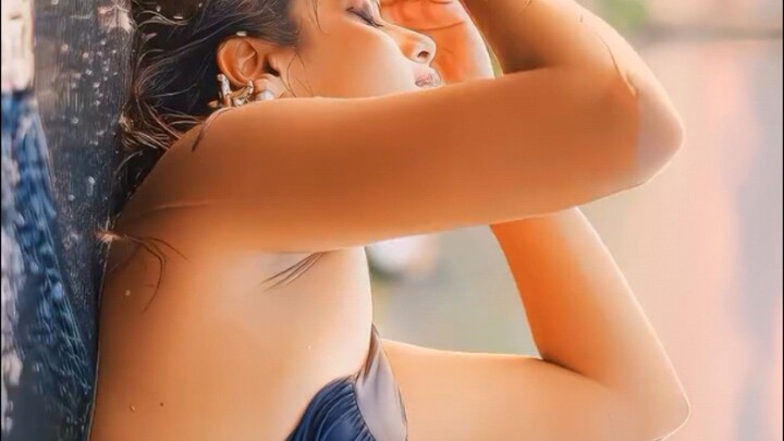 sexy Girl hot Dancer