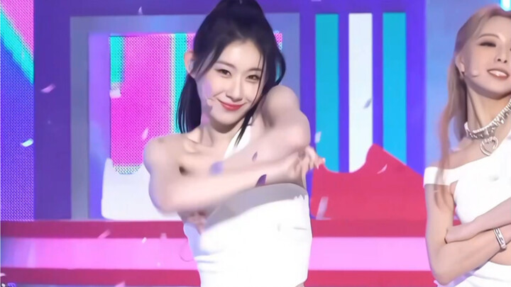 Bạn nên mang giày thể thao!