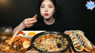 Mì trộn cay, mì udon, tôm chiên giòn phần 2 #anngonmoingay