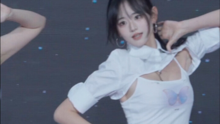 【Lips Hips Kiss】Đây là một video ngập tràn hương thơm