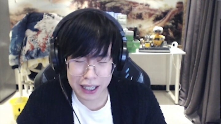 A fierce start to the new year! A decisive battle for a man's dignity, I will be the referee!