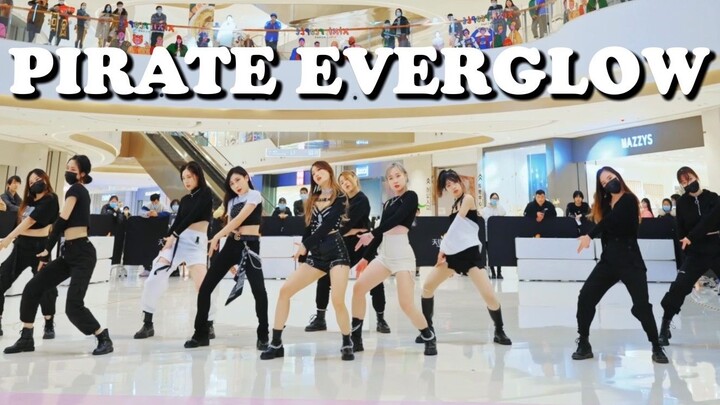 【EVERGLOW】“Pirate” cùng vũ đoàn nhảy bung lụa tại trung tâm thương mại, dàn “bản sao” đồng đều xuất 